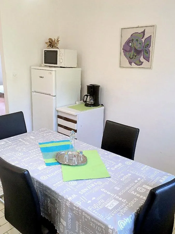 Apartment Rujo Accommodation Palit